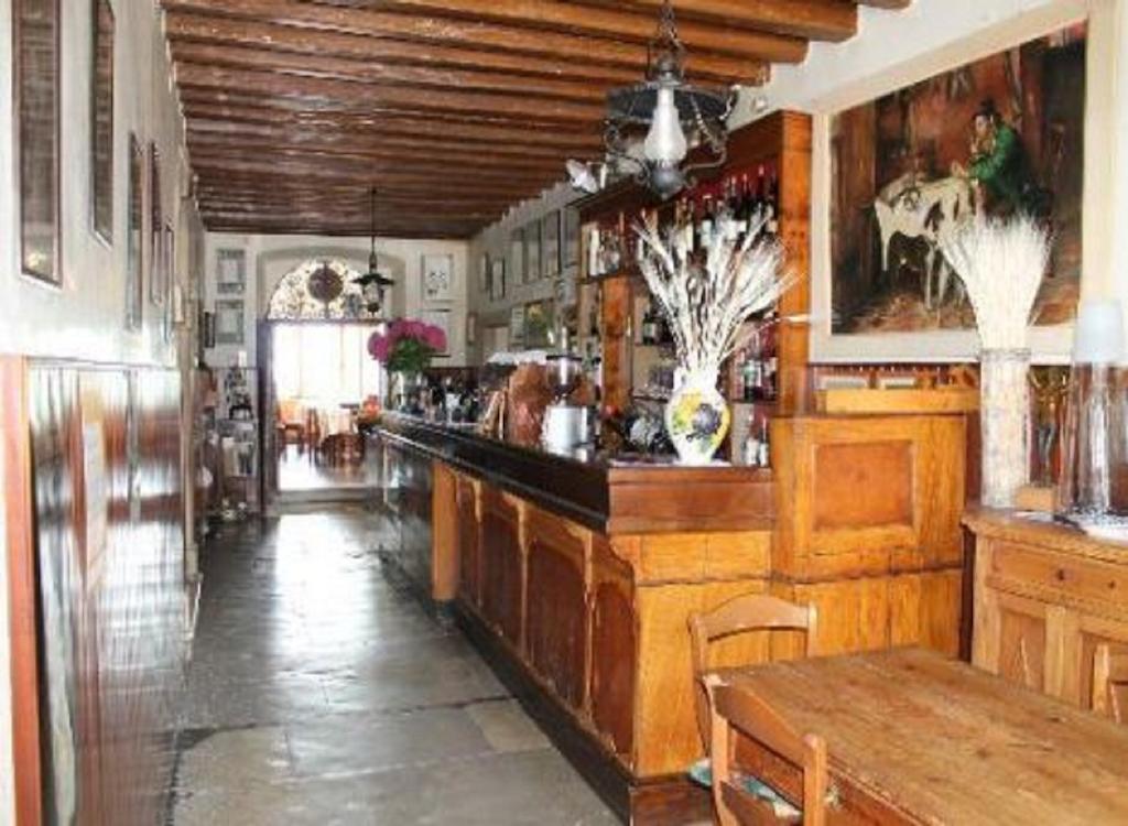 Albergo Ristorante Ai Pini Tarzo ภายนอก รูปภาพ
