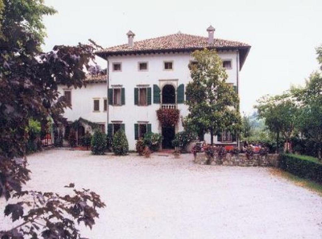 Albergo Ristorante Ai Pini Tarzo ภายนอก รูปภาพ