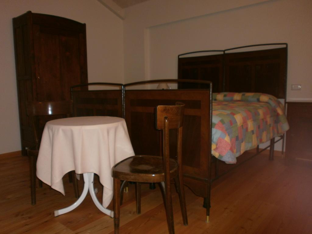 Albergo Ristorante Ai Pini Tarzo ภายนอก รูปภาพ